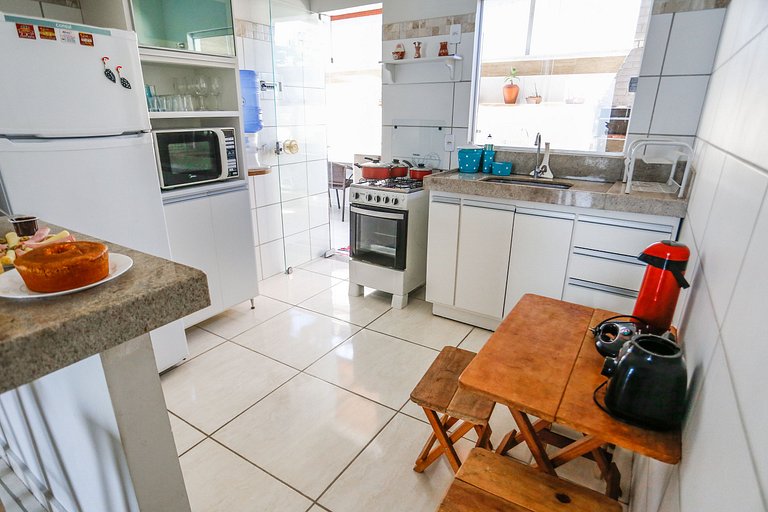 3 quartos com área gourmet e 2 vagas e piscina - Apto Bellos