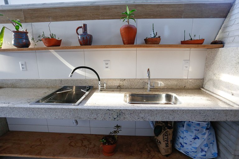 3 quartos com área gourmet e 2 vagas e piscina - Apto Bellos